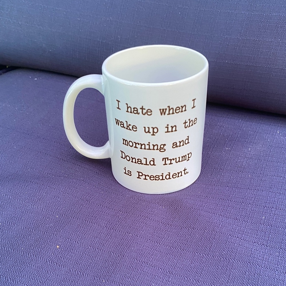 Humorous Political Mug - Picture 2 of 9